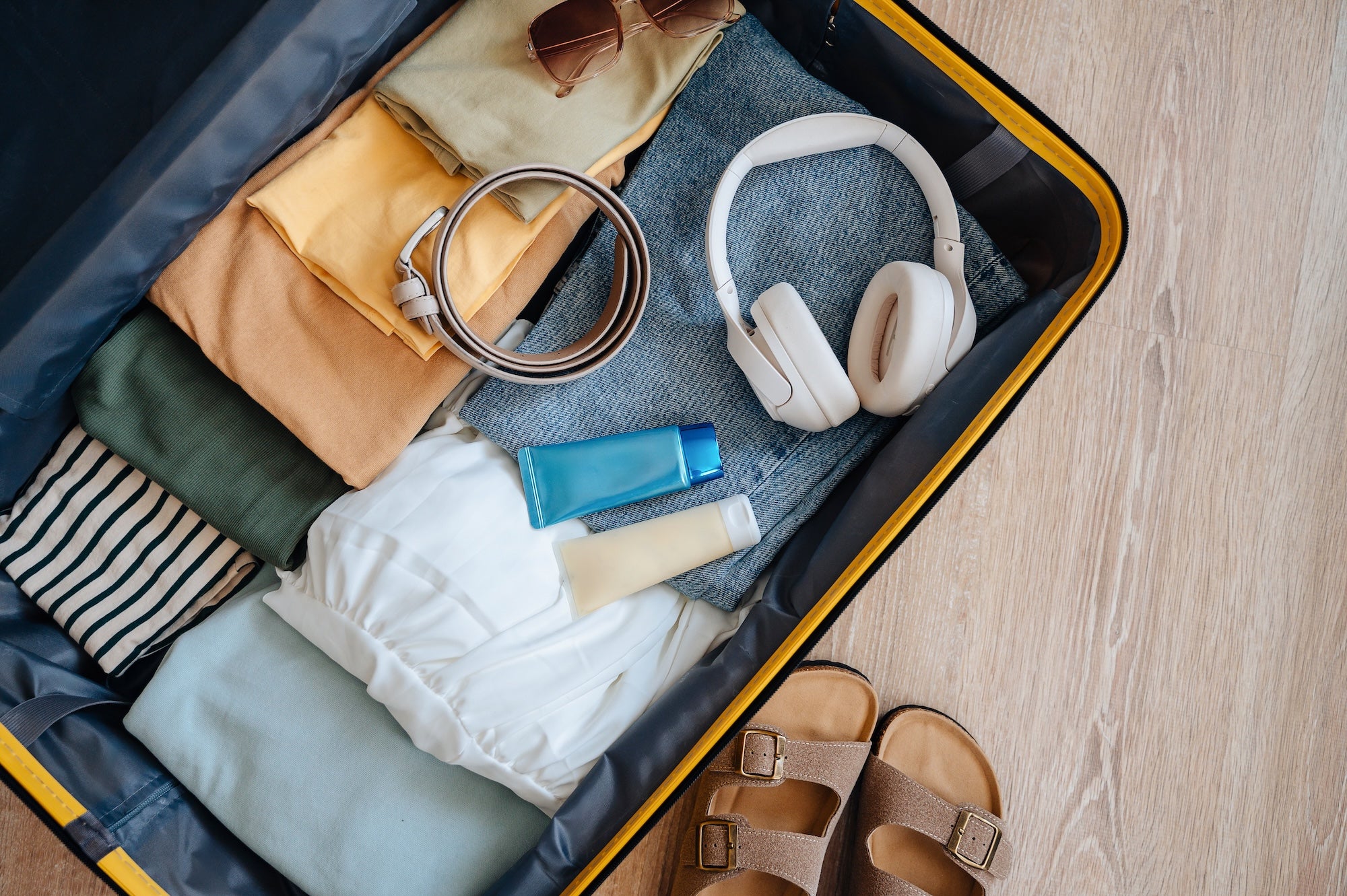 Packing_Accessories.jpg